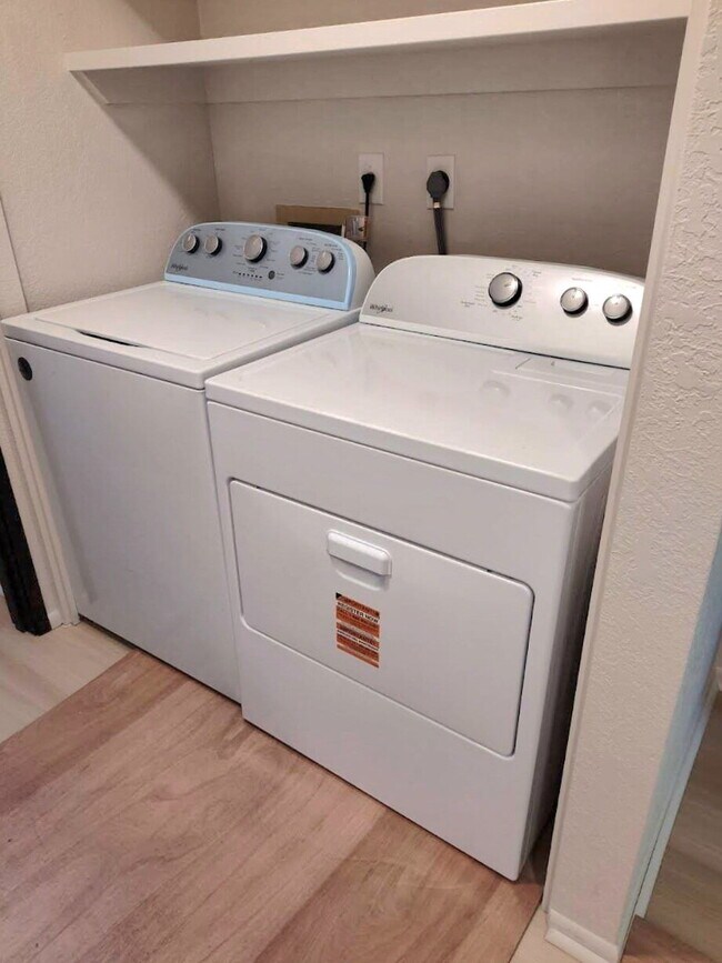 Building Photo - College Gardens Pearl City - 2br, 2ba, 1pkg