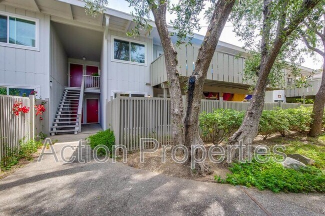 Building Photo - 255 S Rengstorff Ave