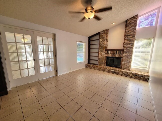 Building Photo - 8542 Braxton Dr