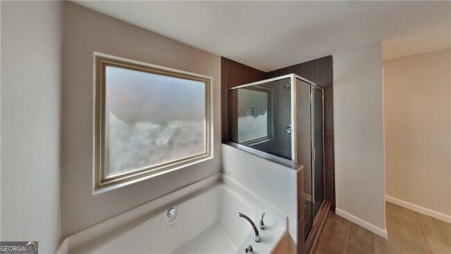 Building Photo - 1280 Vonda Ln SW