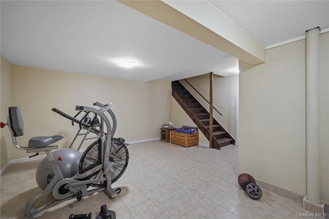 Building Photo - 94 Peddler Hill Rd