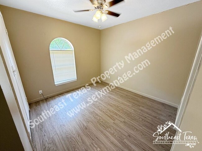 Building Photo - 782 Pinchback Rd
