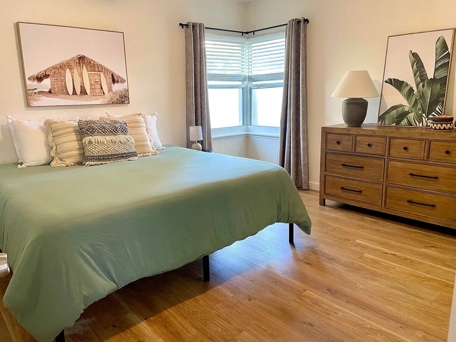 Building Photo - 2441 Granada Ave