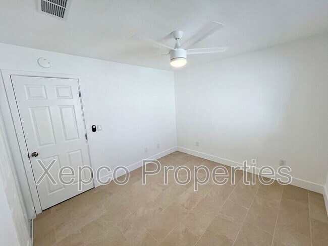 Building Photo - 32355 Cielo Vista Rd