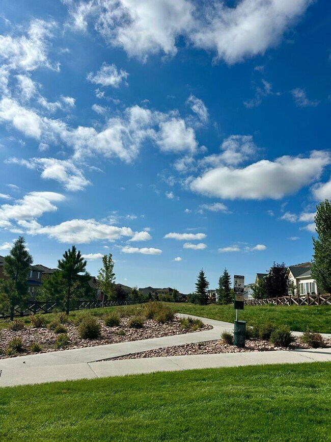 Building Photo - GORGEOUS HOME IN HIGHLY DESIRABLE BANNING LEWIS RANCH - Security Deposit Waiver Available