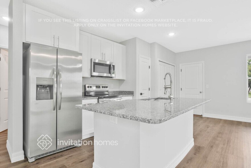 Building Photo - 7642 Coot St