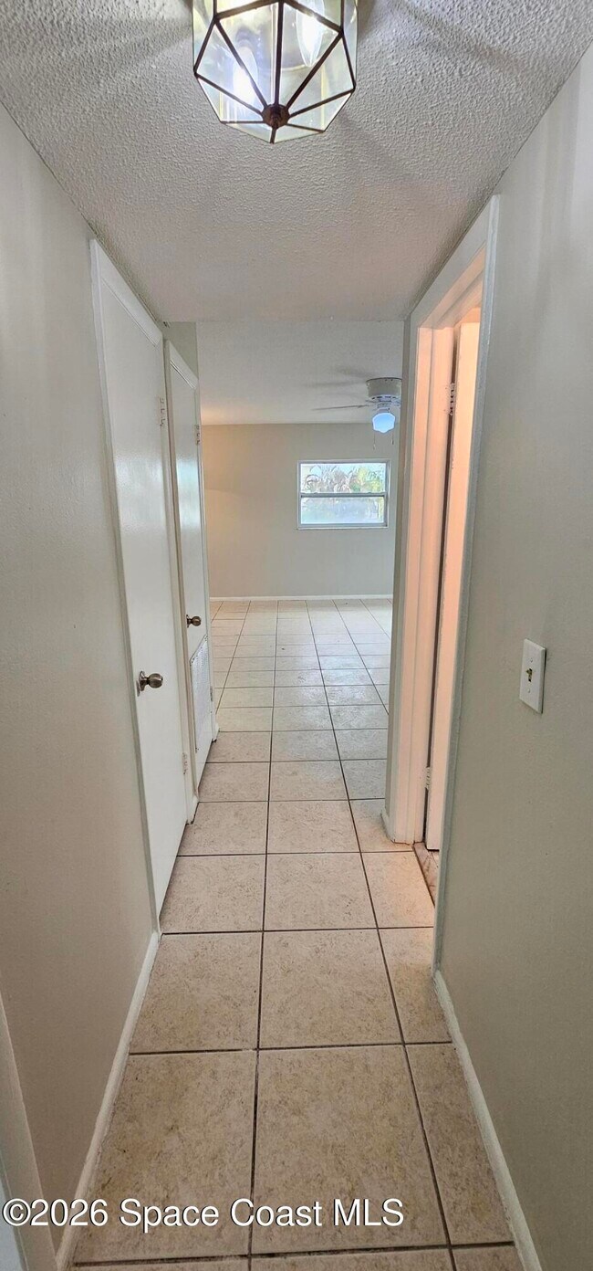 Building Photo - 230 Columbia Dr