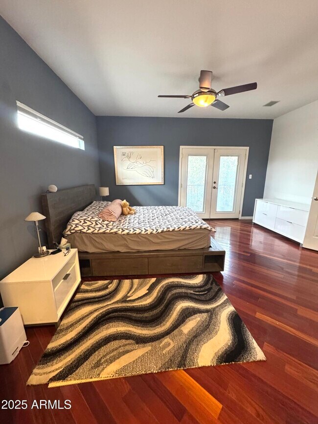 Building Photo - 8833 S 51st St