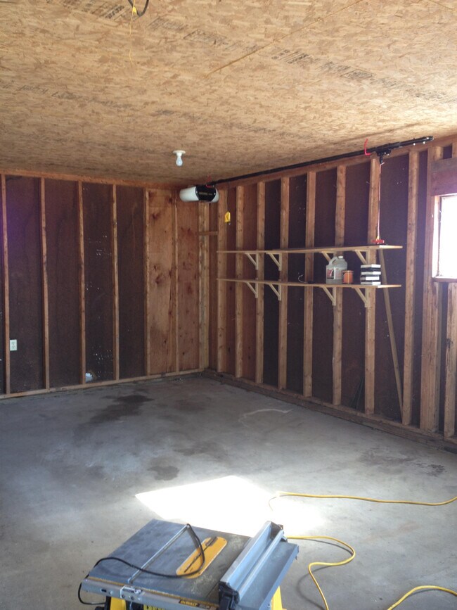 Building Photo - 11790 23 Mile Rd