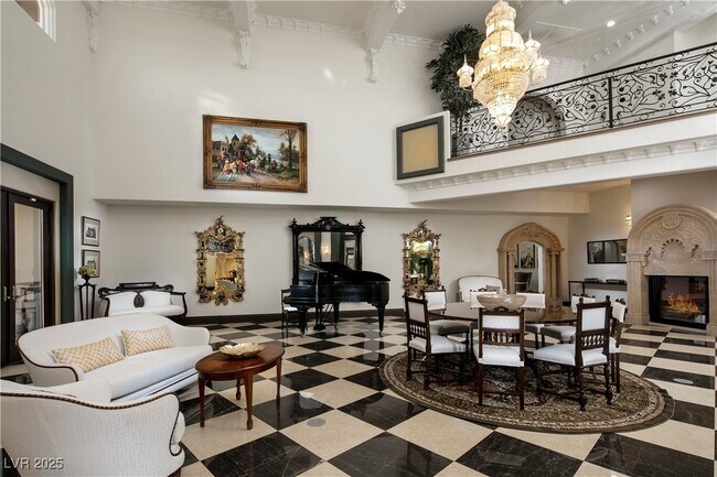 Building Photo - 8801 Palm Greens Ct