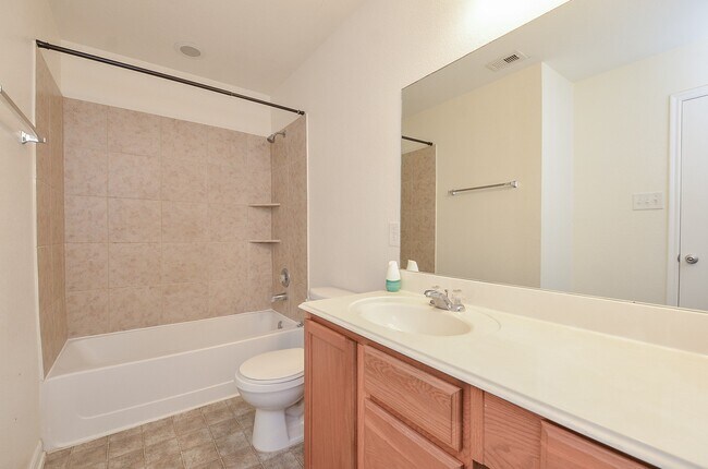 Building Photo - 22510 Auburn Valley Ln