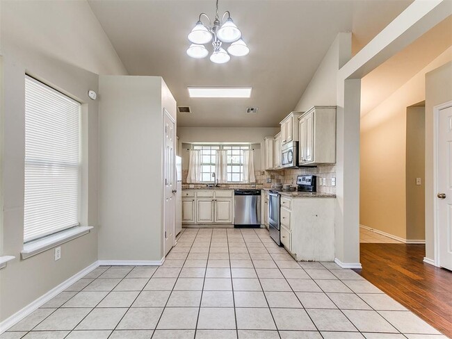 Building Photo - 18100 Calle Way