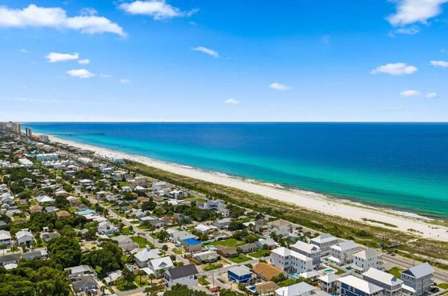 Building Photo - 157 S Arnold Rd