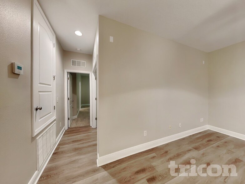 Building Photo - 8505 Pinetop Ridge Ln