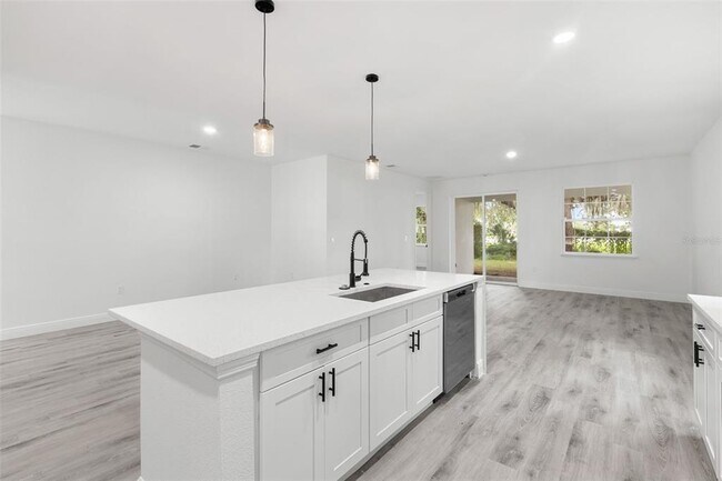 Building Photo - 1771 Roseberry Ln