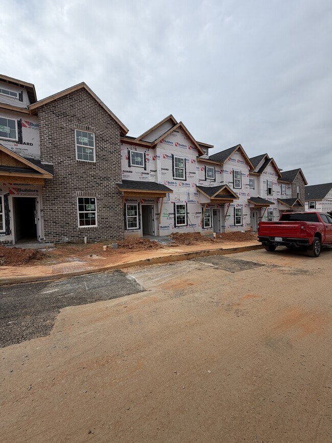 Building Photo - 536 Leesville Rd