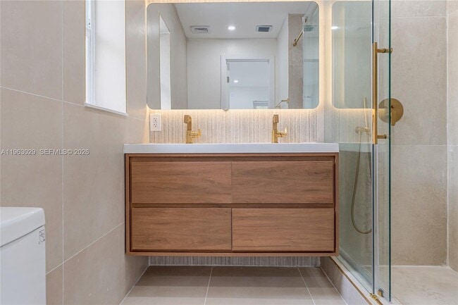 Building Photo - 1065 NW 50th St