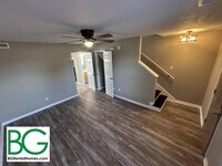 Building Photo - 120 Bon Aire Ave
