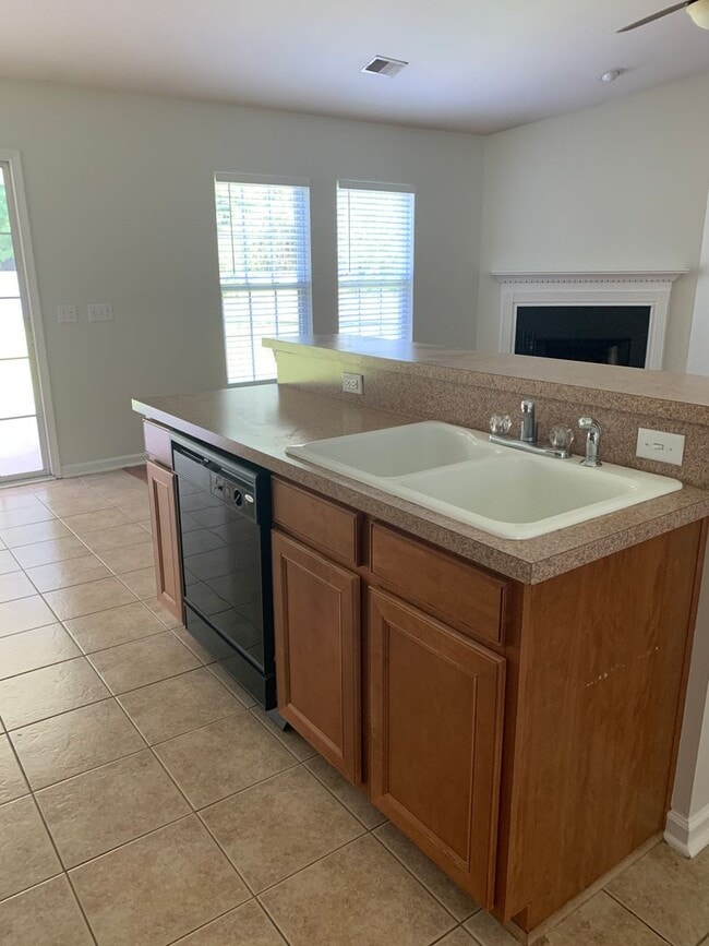 Building Photo - Hamilton Grove @Savannah Quarters off the Pooler Parkway