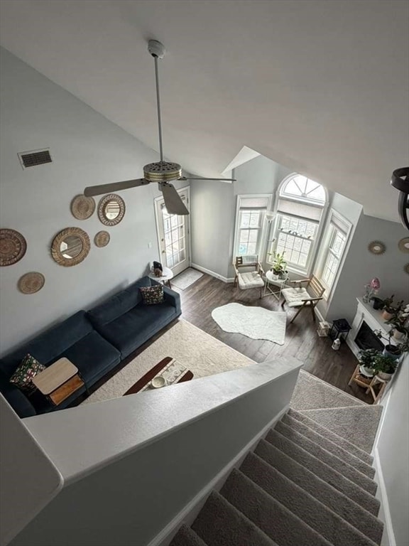 Building Photo - 212 Carriage Ln