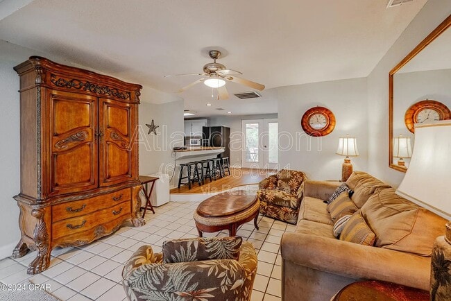 Building Photo - 5818 Hilltop Ave