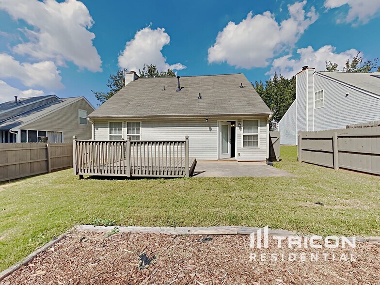 Building Photo - 5472 Brickleberry Way