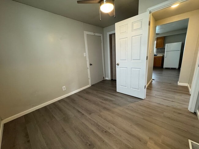 Building Photo - Room to Roam: Rent this 'Yardtastic' 2 Bed...
