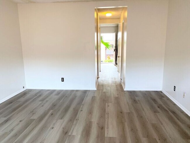 Building Photo - Mililani - Nob Hill: 2 Bdrm 1.5 Bath Townh...