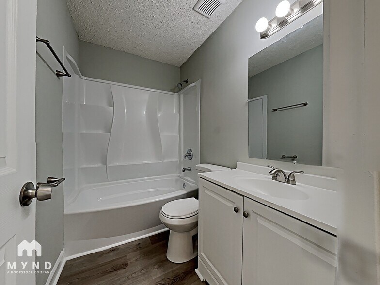 Building Photo - 1450 Mandy Pl Ct
