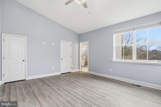 Building Photo - 16368 Fife Wy