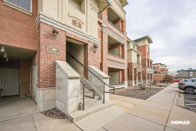 Building Photo - Charming 2BR Condo in Denver