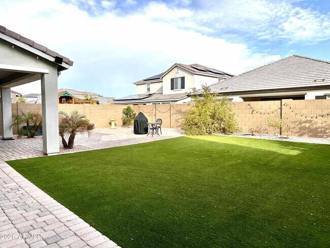 Building Photo - 9659 W Cashman Dr