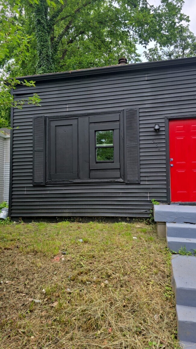 Building Photo - 524 N 29th St