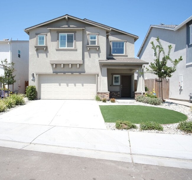 Primary Photo - Beautiful Home in Manteca off of the 99, P...