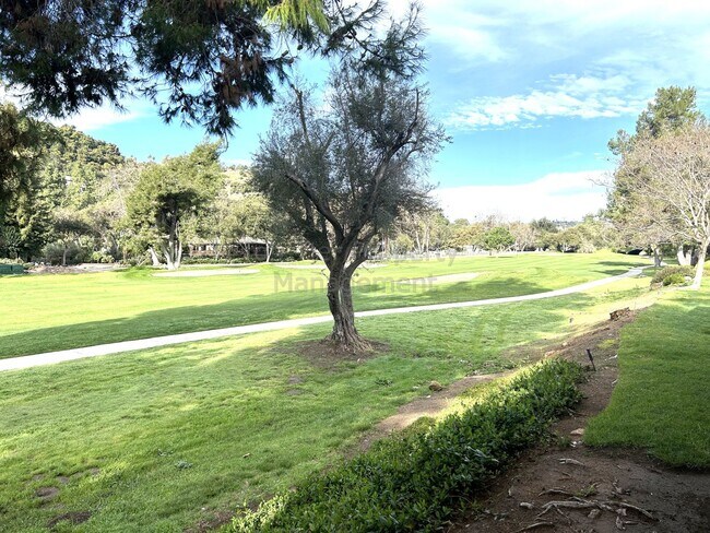 Building Photo - Upgraded 1 bed / 1 bath Condo on the Pala Mesa Golf-Course! With Garage, Water included!