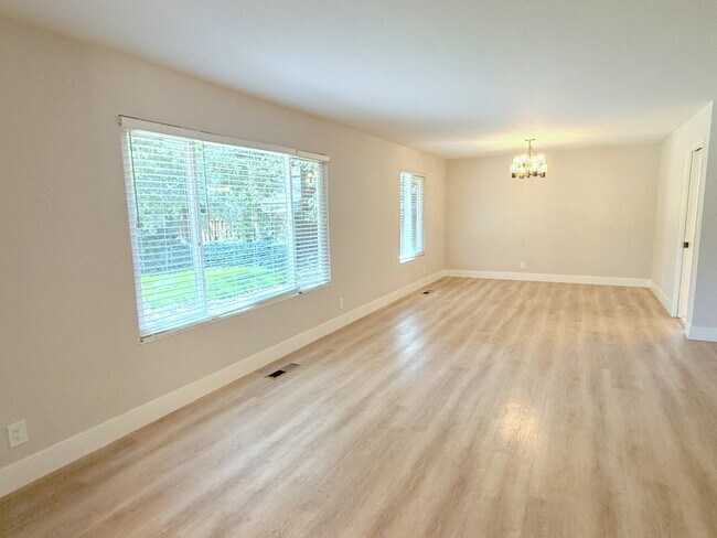 Building Photo - 2690 Danville Blvd