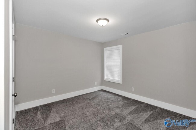 Building Photo - 381 McCollum Rd