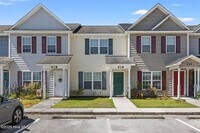 Building Photo - 2 Bed Townhome In Carolina Forest!