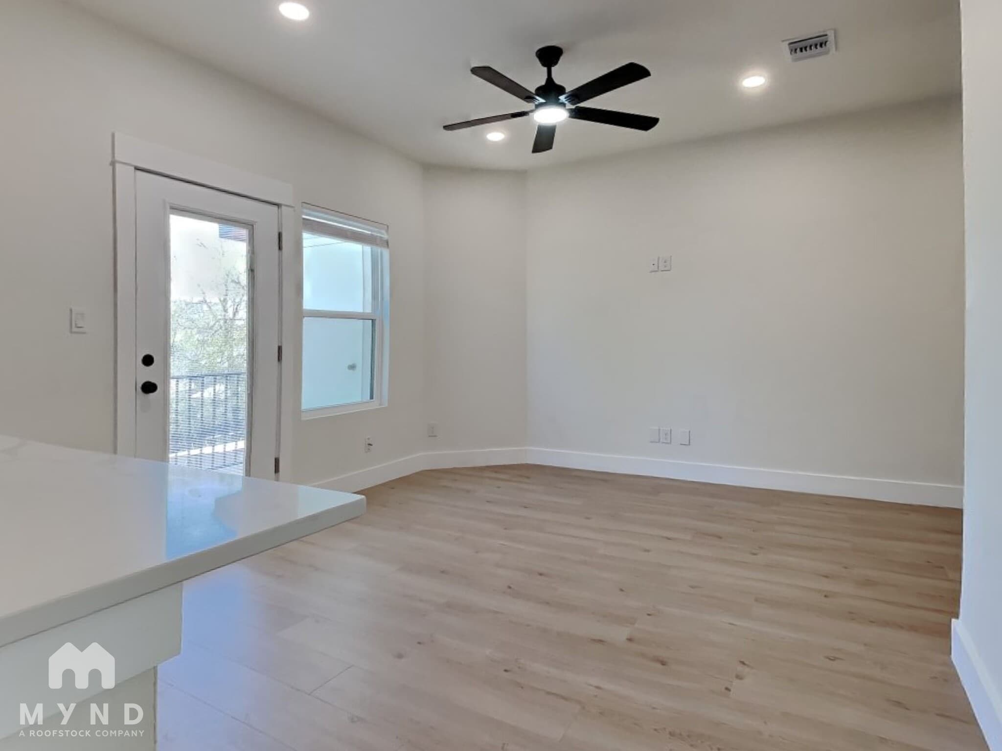 Building Photo - 247 Princeton Ave