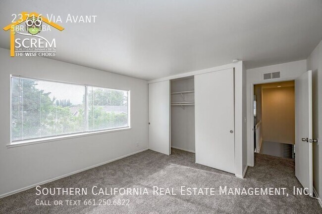 Building Photo - 23716 Vía Avant