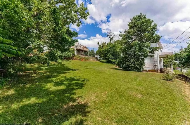 Building Photo - 975 Dorsey Ave