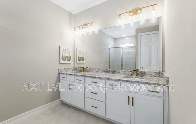 Building Photo - 440 Coral Reef Pl