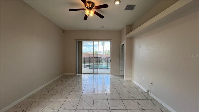 Building Photo - 112 Cello St
