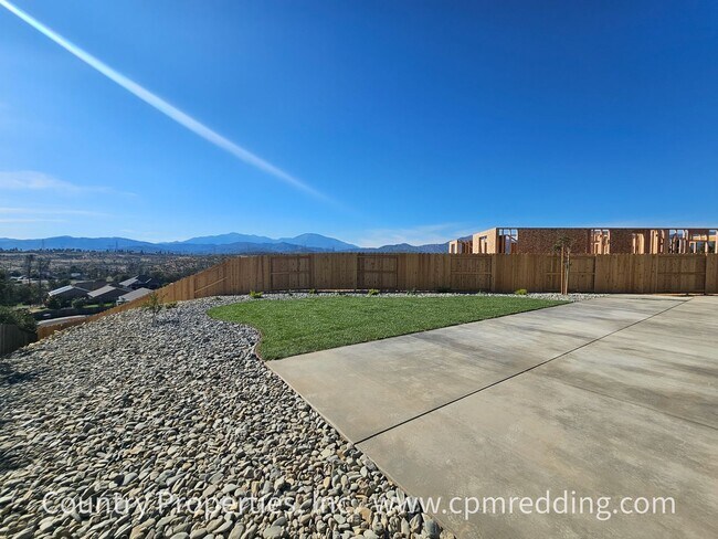 Building Photo - Stunning Brand New 4-Bedroom House in Rive...