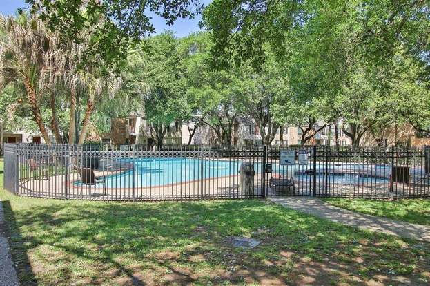 Building Photo - 13168 Trail Hollow Dr