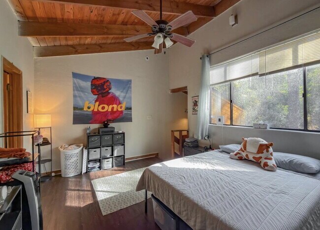 Building Photo - Spacious 1BR Retreat Near FSU & TCC – Vaulted Ceilings, BRAND NEW DECK!