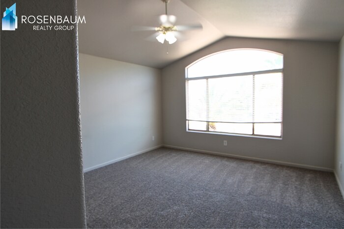 Building Photo - 15074 W Heritage Oak Way