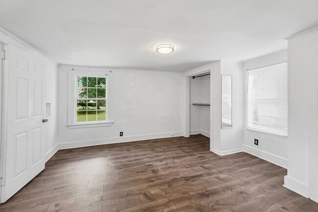 Building Photo - 1547 Joyner Ave SE
