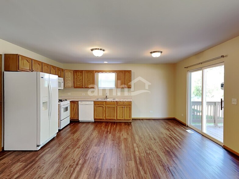 Building Photo - 329 Verbena Ln
