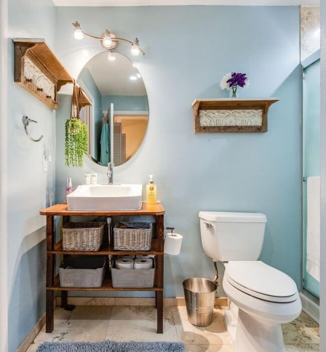 Building Photo - 75-5873 Walua Rd C-208